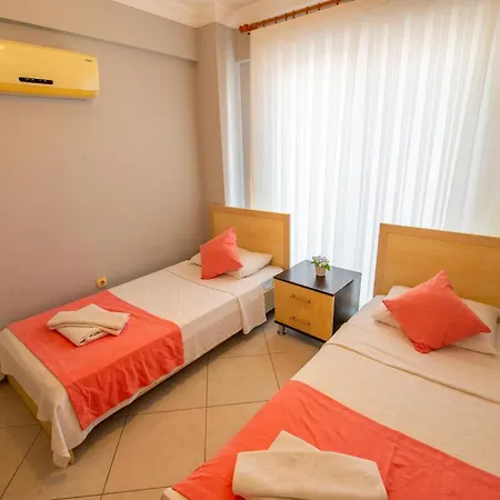 Sunset Club Aqualettings Mermaid 25