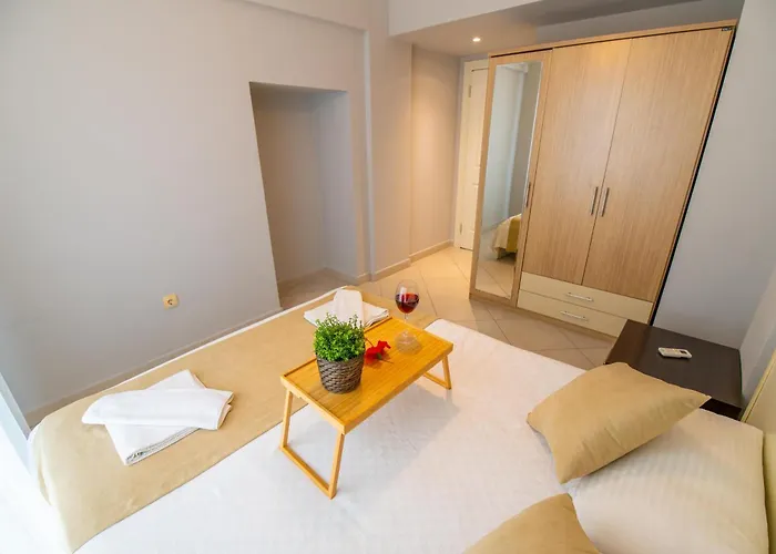 Sunset Club Aqualettings Mermaid 25